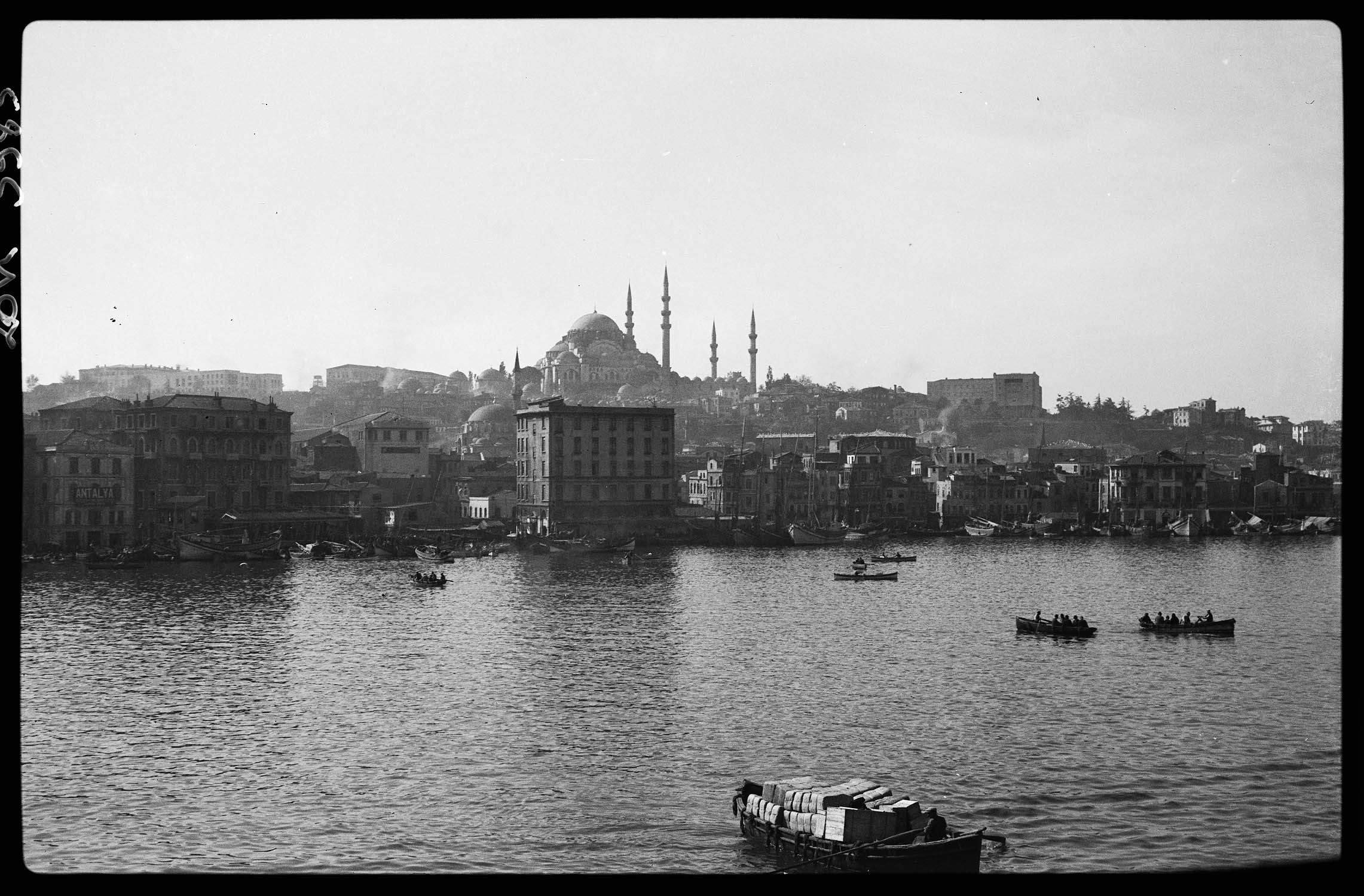 Vue d'ensemble, avec la mosquée Suleymaniye au second plan